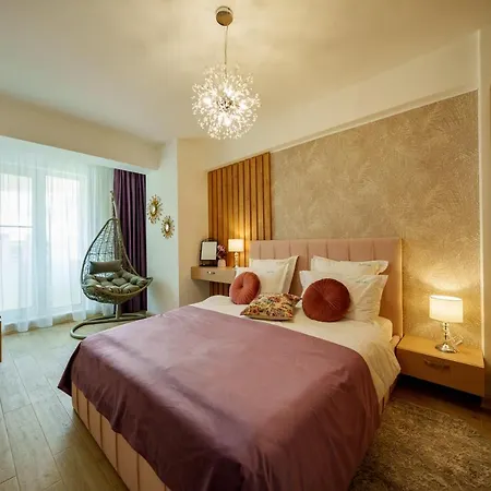 Royale Sundance 305 Infinity Pool & Mamaia Nord アパート ナボダリ