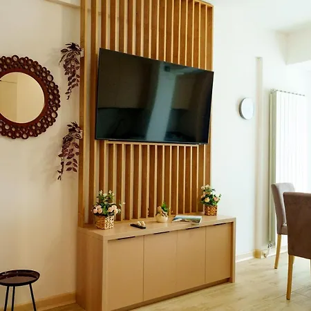 Royale Sundance 305 Infinity Pool & Mamaia Nord * ナボダリ